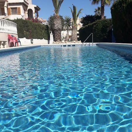 Residencia Alhambra Los Cisnes Torrevieja Luaran gambar
