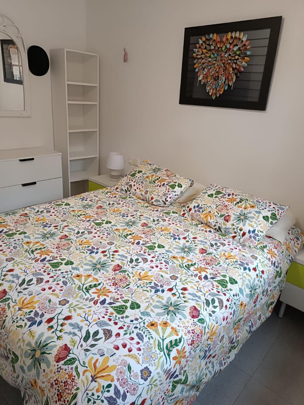 Residencia Alhambra Los Cisnes Torrevieja Bilik gambar